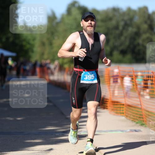07.09.2025 - 19. Norderstedt Triathlon Michael Strokosch http://msf.ph/oto/8814268 07.09.2025 15:29:40 Laufen 395, 1022, 1434 meine-sportfotos.de