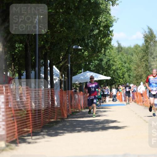 07.09.2025 - 19. Norderstedt Triathlon Michael Strokosch http://msf.ph/oto/8814314 07.09.2025 13:34:10 Laufen 311, 343 meine-sportfotos.de