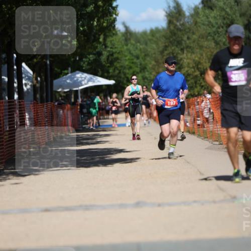 07.09.2025 - 19. Norderstedt Triathlon Michael Strokosch http://msf.ph/oto/8814355 07.09.2025 13:34:32 Laufen 197, 355 meine-sportfotos.de