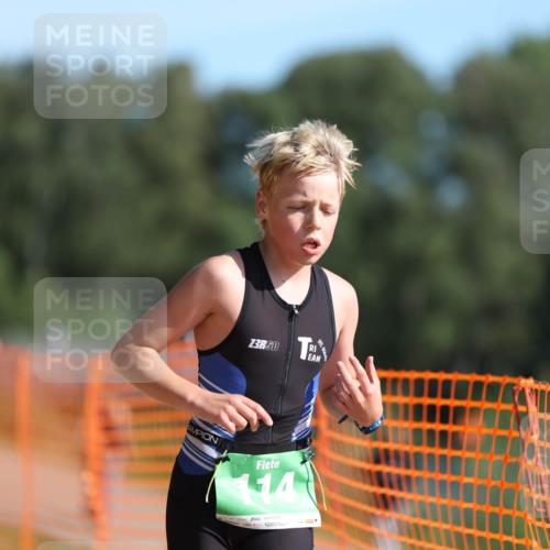 07.09.2025 - 19. Norderstedt Triathlon Michael Strokosch http://msf.ph/oto/8814388 07.09.2025 10:45:18 Laufen 70, 114, 668, 682 meine-sportfotos.de