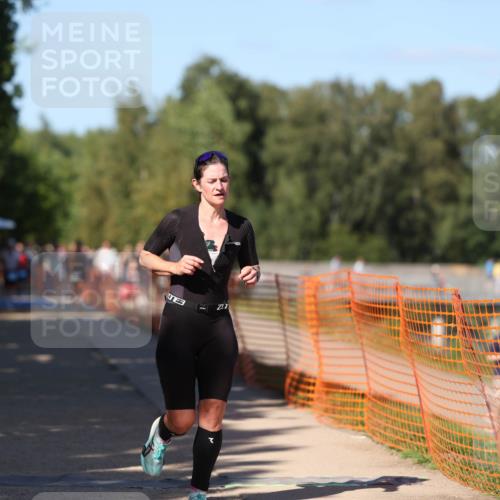 07.09.2025 - 19. Norderstedt Triathlon Michael Strokosch http://msf.ph/oto/8814396 07.09.2025 15:29:56 Laufen 398, 1414 meine-sportfotos.de