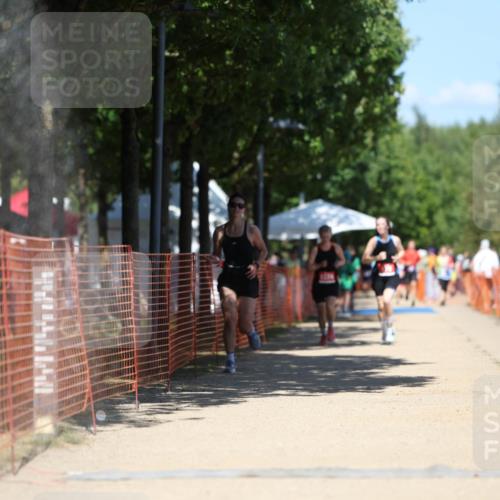 07.09.2025 - 19. Norderstedt Triathlon Michael Strokosch http://msf.ph/oto/8814432 07.09.2025 13:34:44 Laufen 240, 272, 352 meine-sportfotos.de