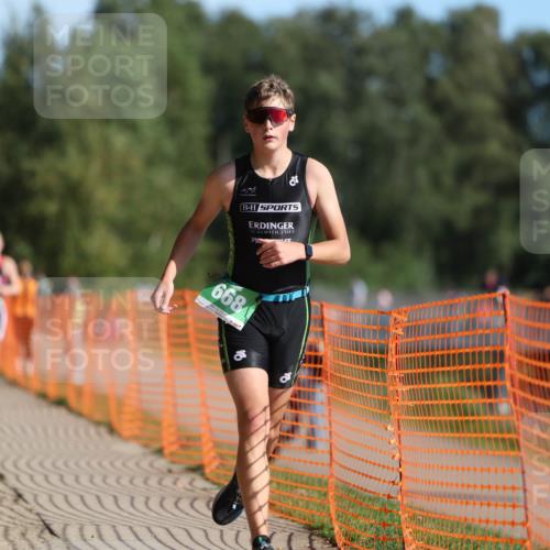 07.09.2025 - 19. Norderstedt Triathlon Michael Strokosch http://msf.ph/oto/8814442 07.09.2025 10:45:22 Laufen 57, 104, 114, 668 meine-sportfotos.de