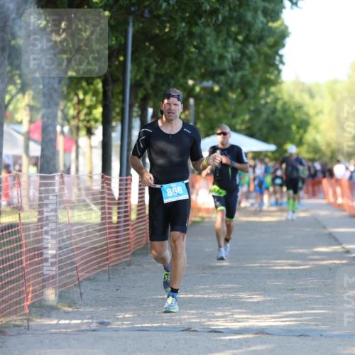 07.09.2025 - 19. Norderstedt Triathlon Michael Strokosch http://msf.ph/oto/8814484 07.09.2025 16:27:46 Laufen 512, 524, 535, 868, 1632 meine-sportfotos.de