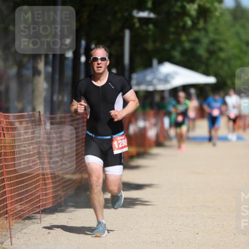 07.09.2025 - 19. Norderstedt Triathlon Michael Strokosch http://msf.ph/oto/8814505 07.09.2025 12:53:35 Laufen 1260, 1280 meine-sportfotos.de