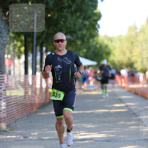 07.09.2025 - 19. Norderstedt Triathlon Michael Strokosch http://msf.ph/oto/8814530 07.09.2025 16:27:49 Laufen 535, 868, 882, 1604 meine-sportfotos.de