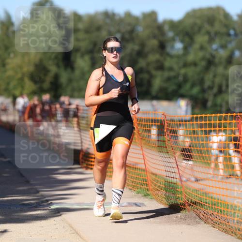 07.09.2025 - 19. Norderstedt Triathlon Michael Strokosch http://msf.ph/oto/8814542 07.09.2025 15:30:11 Laufen 374, 460, 1032 meine-sportfotos.de