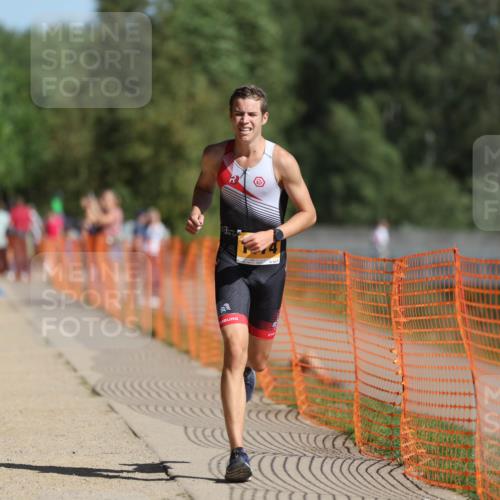 07.09.2025 - 19. Norderstedt Triathlon Michael Strokosch http://msf.ph/oto/8814560 07.09.2025 11:44:00 Laufen 1174, 1176, 1308 meine-sportfotos.de
