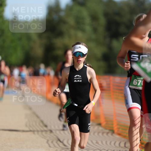 07.09.2025 - 19. Norderstedt Triathlon Michael Strokosch http://msf.ph/oto/8814581 07.09.2025 10:45:29 Laufen 57, 89, 104, 669, 670 meine-sportfotos.de