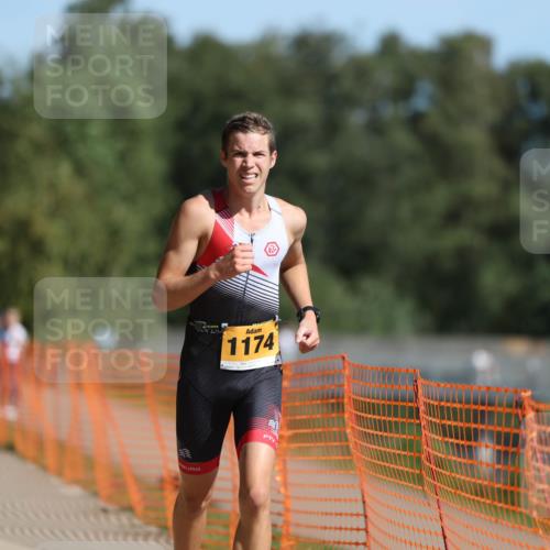 07.09.2025 - 19. Norderstedt Triathlon Michael Strokosch http://msf.ph/oto/8814593 07.09.2025 11:44:01 Laufen 1174, 1176, 1308 meine-sportfotos.de