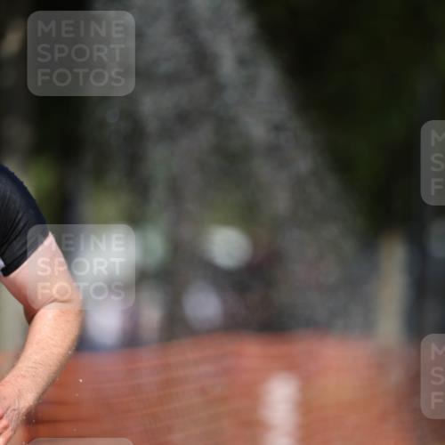07.09.2025 - 19. Norderstedt Triathlon Michael Strokosch http://msf.ph/oto/8814594 07.09.2025 12:53:39 Laufen 1260, 1280 meine-sportfotos.de