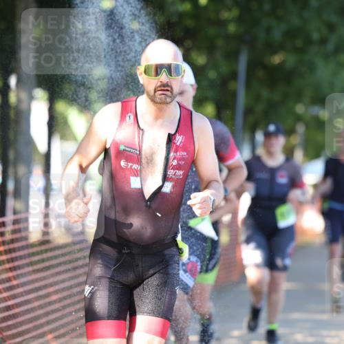 07.09.2025 - 19. Norderstedt Triathlon Michael Strokosch http://msf.ph/oto/8814619 07.09.2025 16:28:09 Laufen 487, 507, 515, 883, 909, 947, 1105, 1422, 1554, 1560, 1575 meine-sportfotos.de