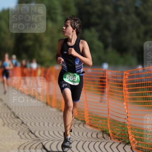 07.09.2025 - 19. Norderstedt Triathlon Michael Strokosch http://msf.ph/oto/8814621 07.09.2025 10:45:32 Laufen 57, 89, 104, 669, 670 meine-sportfotos.de
