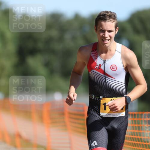 07.09.2025 - 19. Norderstedt Triathlon Michael Strokosch http://msf.ph/oto/8814629 07.09.2025 11:44:03 Laufen 1174, 1176, 1219 meine-sportfotos.de
