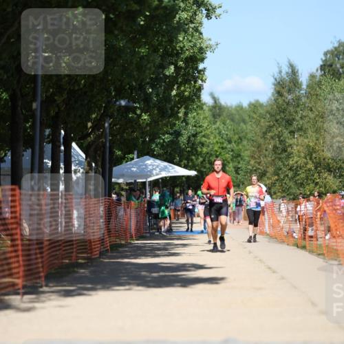 07.09.2025 - 19. Norderstedt Triathlon Michael Strokosch http://msf.ph/oto/8814632 07.09.2025 13:34:57 Laufen 175, 1374 meine-sportfotos.de