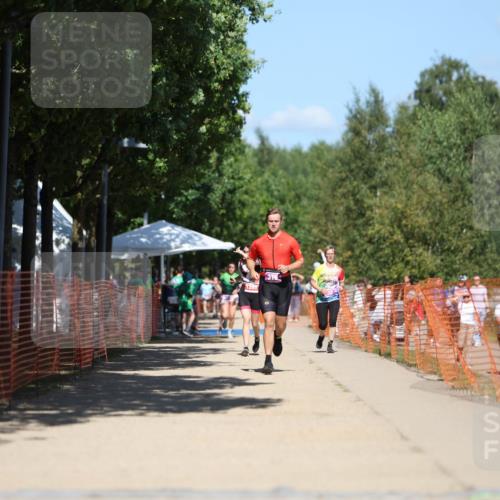 07.09.2025 - 19. Norderstedt Triathlon Michael Strokosch http://msf.ph/oto/8814647 07.09.2025 13:34:59 Laufen 316 meine-sportfotos.de