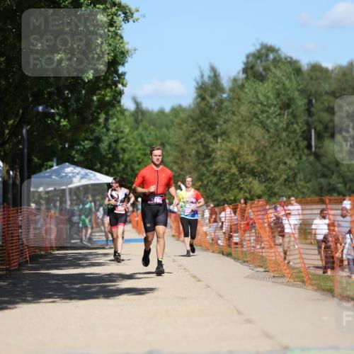 07.09.2025 - 19. Norderstedt Triathlon Michael Strokosch http://msf.ph/oto/8814652 07.09.2025 13:35:00 Laufen 316 meine-sportfotos.de