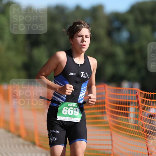 07.09.2025 - 19. Norderstedt Triathlon Michael Strokosch http://msf.ph/oto/8814660 07.09.2025 10:45:33 Laufen 57, 76, 89, 104, 669, 670 meine-sportfotos.de