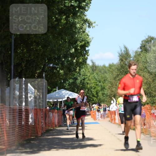 07.09.2025 - 19. Norderstedt Triathlon Michael Strokosch http://msf.ph/oto/8814673 07.09.2025 13:35:03 Laufen 316, 1298 meine-sportfotos.de