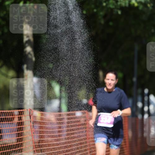 07.09.2025 - 19. Norderstedt Triathlon Michael Strokosch http://msf.ph/oto/8814736 07.09.2025 13:35:20 Laufen 331, 334 meine-sportfotos.de
