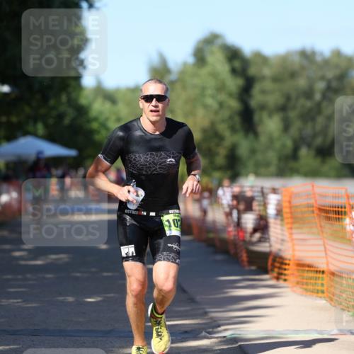 07.09.2025 - 19. Norderstedt Triathlon Michael Strokosch http://msf.ph/oto/8814742 07.09.2025 15:30:52 Laufen 1026 meine-sportfotos.de