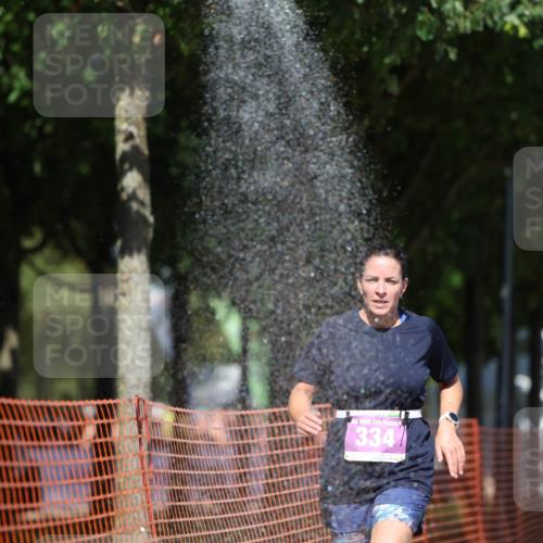 07.09.2025 - 19. Norderstedt Triathlon Michael Strokosch http://msf.ph/oto/8814748 07.09.2025 13:35:20 Laufen 331, 334 meine-sportfotos.de
