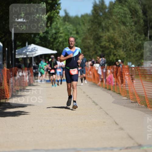 07.09.2025 - 19. Norderstedt Triathlon Michael Strokosch http://msf.ph/oto/8814778 07.09.2025 12:55:29 Laufen 187, 220, 1392 meine-sportfotos.de