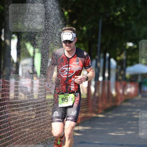 07.09.2025 - 19. Norderstedt Triathlon Michael Strokosch http://msf.ph/oto/8814812 07.09.2025 15:31:00 Laufen  meine-sportfotos.de