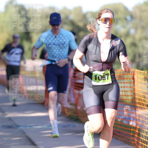 07.09.2025 - 19. Norderstedt Triathlon Michael Strokosch http://msf.ph/oto/8814858 07.09.2025 16:28:57 Laufen 405, 532, 942, 1054, 1060, 1067, 1473, 1582 meine-sportfotos.de