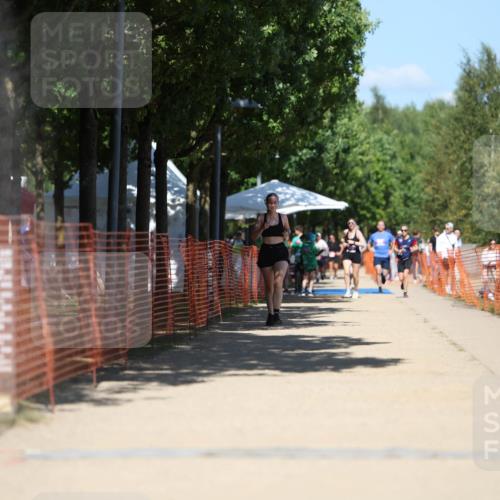 07.09.2025 - 19. Norderstedt Triathlon Michael Strokosch http://msf.ph/oto/8814887 07.09.2025 13:35:30 Laufen 331 meine-sportfotos.de