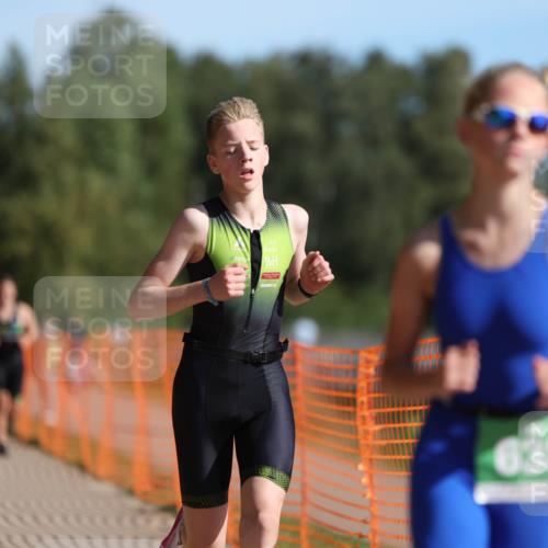 07.09.2025 - 19. Norderstedt Triathlon Michael Strokosch http://msf.ph/oto/8814895 07.09.2025 10:45:49 Laufen 115, 126, 638 meine-sportfotos.de