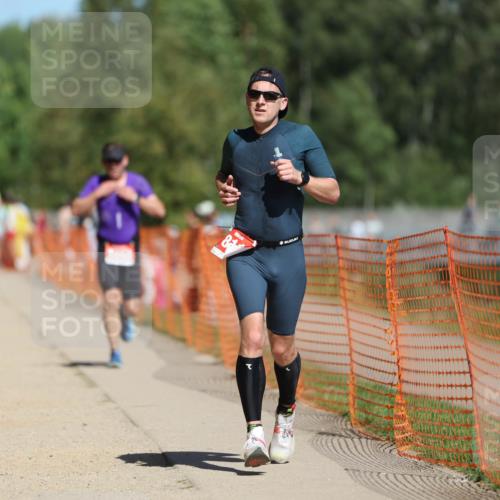 07.09.2025 - 19. Norderstedt Triathlon Michael Strokosch http://msf.ph/oto/8814898 07.09.2025 12:55:39 Laufen 174, 247, 811, 1283 meine-sportfotos.de