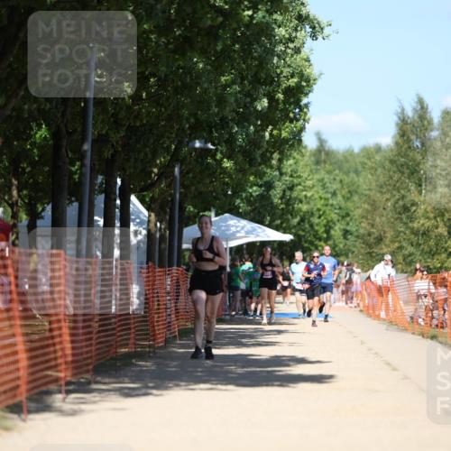 07.09.2025 - 19. Norderstedt Triathlon Michael Strokosch http://msf.ph/oto/8814922 07.09.2025 13:35:33 Laufen 324 meine-sportfotos.de