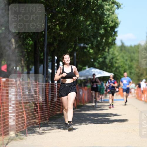 07.09.2025 - 19. Norderstedt Triathlon Michael Strokosch http://msf.ph/oto/8814949 07.09.2025 13:35:37 Laufen 324 meine-sportfotos.de