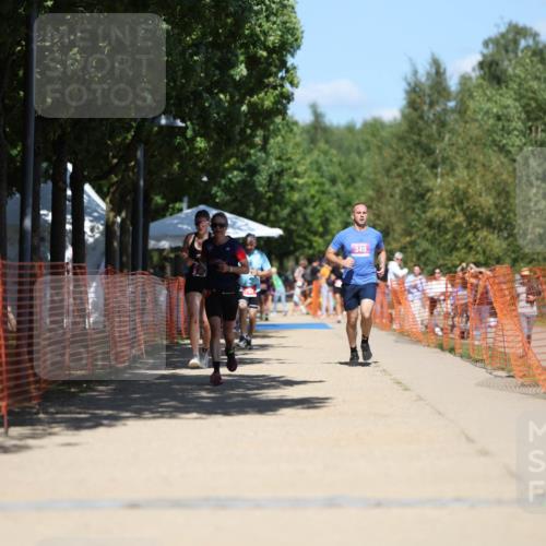 07.09.2025 - 19. Norderstedt Triathlon Michael Strokosch http://msf.ph/oto/8814971 07.09.2025 13:35:41 Laufen 324, 349, 799 meine-sportfotos.de