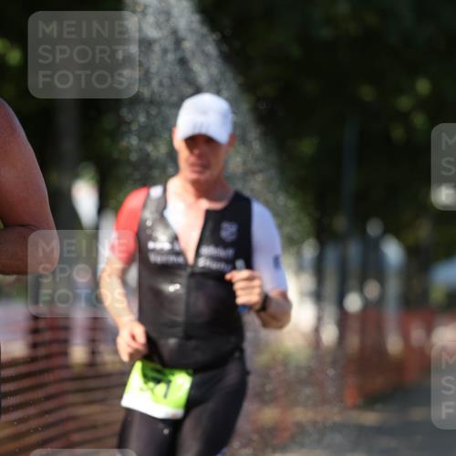 07.09.2025 - 19. Norderstedt Triathlon Michael Strokosch http://msf.ph/oto/8814982 07.09.2025 15:31:32 Laufen 400 meine-sportfotos.de