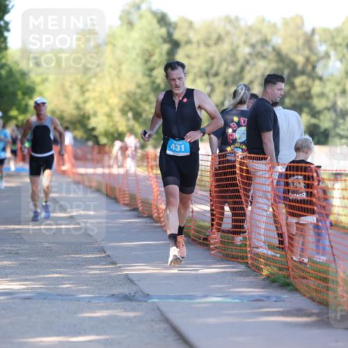07.09.2025 - 19. Norderstedt Triathlon Michael Strokosch http://msf.ph/oto/8814985 07.09.2025 16:29:11 Laufen 431, 459, 502, 887, 1419, 1509 meine-sportfotos.de