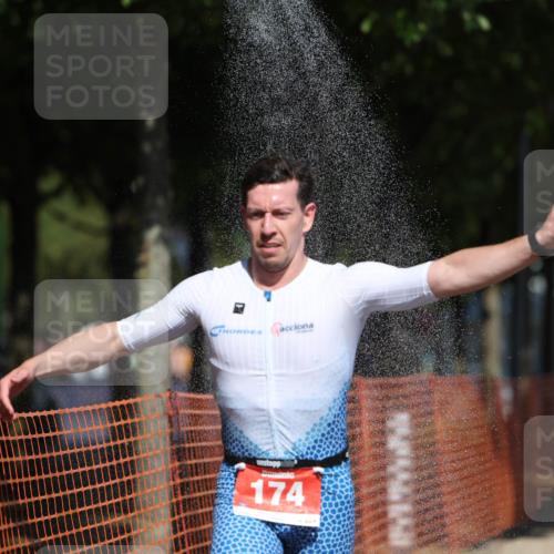 07.09.2025 - 19. Norderstedt Triathlon Michael Strokosch http://msf.ph/oto/8814993 07.09.2025 12:55:43 Laufen 174, 247, 811, 1283, 1384 meine-sportfotos.de