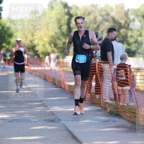 07.09.2025 - 19. Norderstedt Triathlon Michael Strokosch http://msf.ph/oto/8814995 07.09.2025 16:29:12 Laufen 431, 459, 502, 887, 1419 meine-sportfotos.de