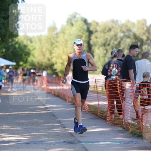 07.09.2025 - 19. Norderstedt Triathlon Michael Strokosch http://msf.ph/oto/8815024 07.09.2025 16:29:15 Laufen 430, 431, 459, 1419 meine-sportfotos.de