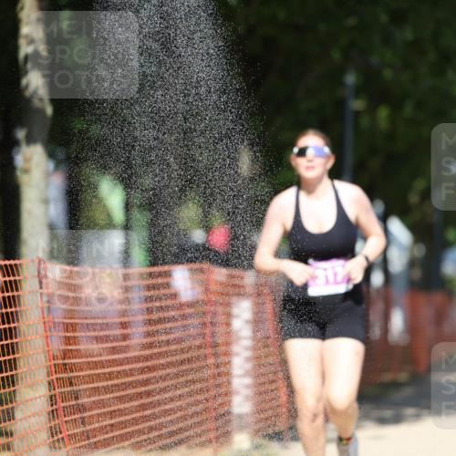 07.09.2025 - 19. Norderstedt Triathlon Michael Strokosch http://msf.ph/oto/8815051 07.09.2025 13:35:50 Laufen 317, 349, 799 meine-sportfotos.de
