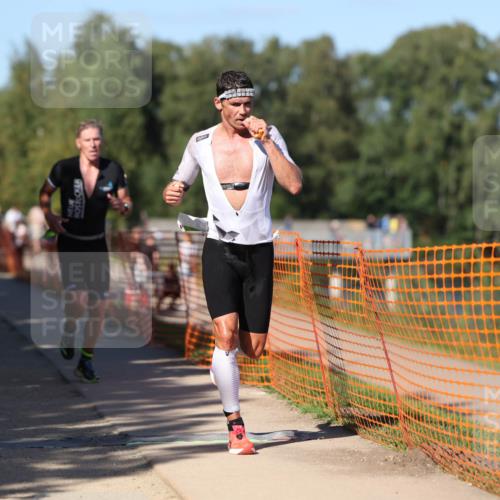 07.09.2025 - 19. Norderstedt Triathlon Michael Strokosch http://msf.ph/oto/8815060 07.09.2025 15:32:08 Laufen 1459, 1501 meine-sportfotos.de