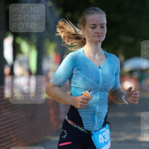 07.09.2025 - 19. Norderstedt Triathlon Michael Strokosch http://msf.ph/oto/8815062 07.09.2025 16:29:25 Laufen 430, 1059, 1076, 1098, 1593 meine-sportfotos.de