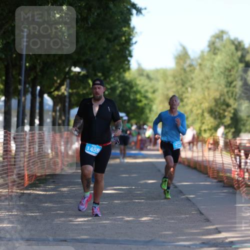 07.09.2025 - 19. Norderstedt Triathlon Michael Strokosch http://msf.ph/oto/8815116 07.09.2025 15:32:14 Laufen 373, 863, 1459 meine-sportfotos.de