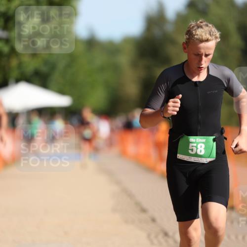 07.09.2025 - 19. Norderstedt Triathlon Michael Strokosch http://msf.ph/oto/8815124 07.09.2025 10:45:59 Laufen 58, 115, 636, 643, 683, 1140 meine-sportfotos.de