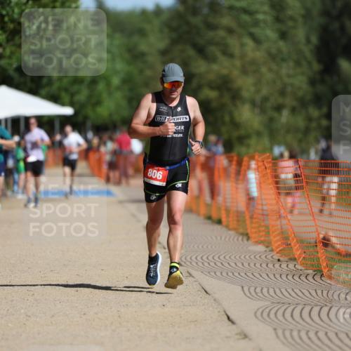 07.09.2025 - 19. Norderstedt Triathlon Michael Strokosch http://msf.ph/oto/8815129 07.09.2025 11:44:45 Laufen 806, 1163, 1173, 1210 meine-sportfotos.de