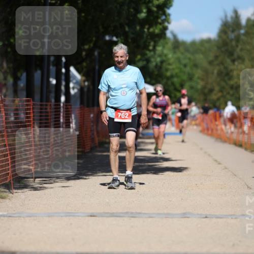 07.09.2025 - 19. Norderstedt Triathlon Michael Strokosch http://msf.ph/oto/8815133 07.09.2025 13:36:03 Laufen 745, 762 meine-sportfotos.de