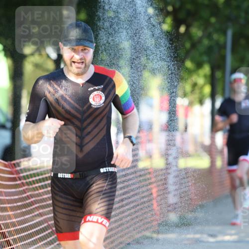 07.09.2025 - 19. Norderstedt Triathlon Michael Strokosch http://msf.ph/oto/8815134 07.09.2025 16:29:37 Laufen 496, 544, 1550, 1593, 1595 meine-sportfotos.de