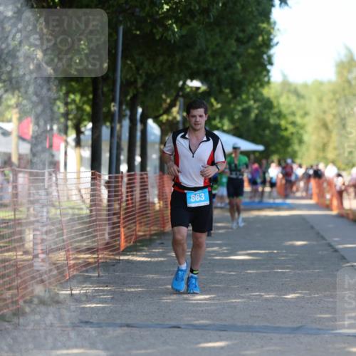 07.09.2025 - 19. Norderstedt Triathlon Michael Strokosch http://msf.ph/oto/8815161 07.09.2025 15:32:18 Laufen 373, 863, 1459, 1491 meine-sportfotos.de