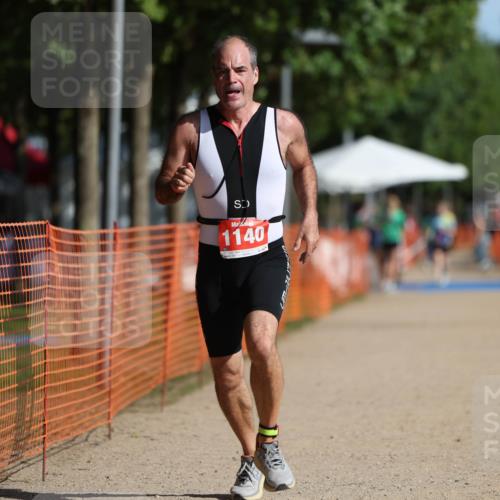07.09.2025 - 19. Norderstedt Triathlon Michael Strokosch http://msf.ph/oto/8815162 07.09.2025 10:46:01 Laufen 58, 636, 643, 683, 1140 meine-sportfotos.de